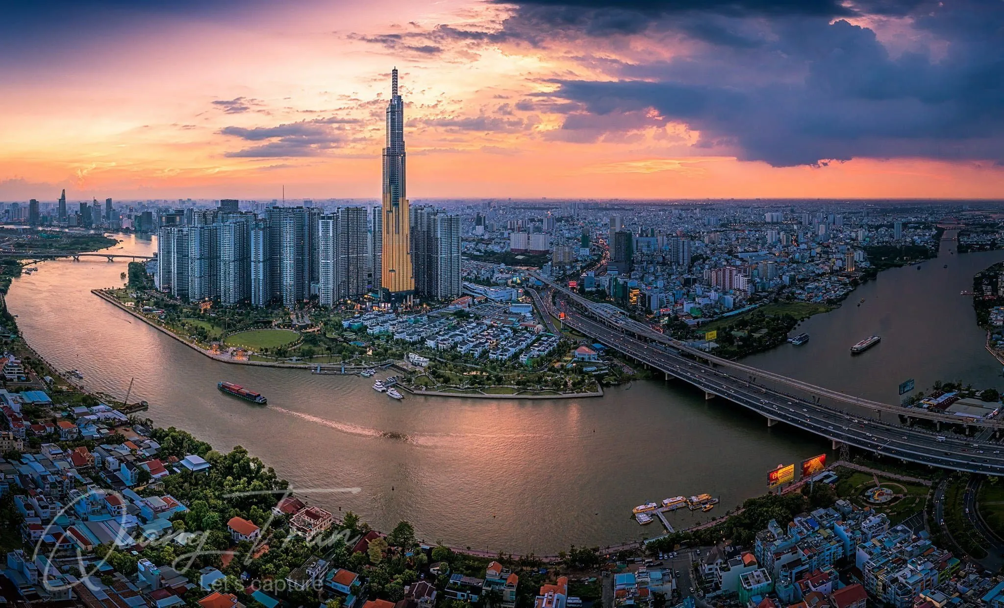 Landmark 81 Vinhomes Central Park